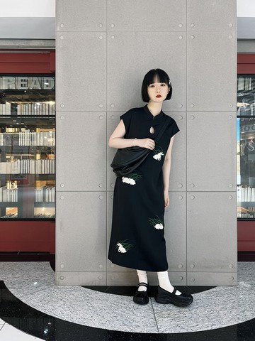 新中式兔子刺繡中式旗袍領繡花復古連衣裙