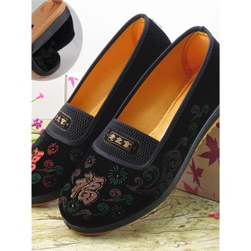 春秋季奶奶布鞋33碼34小號老太太防滑軟底女鞋老北京休閑透氣鞋子