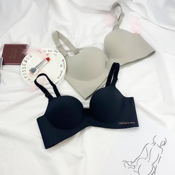 范美無痕一片式無鋼圈聚攏親膚舒適防下垂薄女胖mm夏大碼肉色文胸