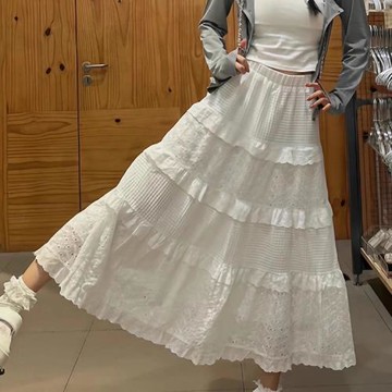 IT UNDER GARDEN白色蕾絲蛋糕裙女秋季法式芭蕾風高腰a字裙蓬蓬裙