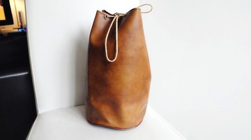 駱駝色仿皮水桶袋