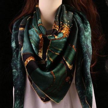 桑蠶絲巾女新款2021爆款春秋冬款大方巾洋氣時尚百搭襯衫媽媽圍巾