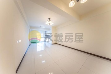 鼎力路｜翻新臨路電梯鑫店霸｜25米路臨路｜高雄市三民區鼎力路