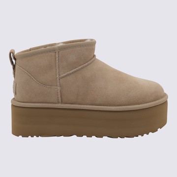UGG Sand Classic Ultra Mini Platform Boots