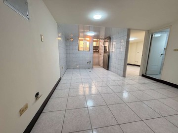 專任~觀音工業區超值電梯三房+平面車位｜桃園市觀音區大觀路三段