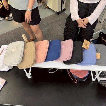 B13_8758 小斜挎包 15x3x21cm