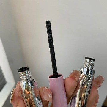 臺灣出貨✨濃密縴長一支搞定!輕鬆刷出太陽花槓鈴雙頭睫毛膏防水不暈染自然