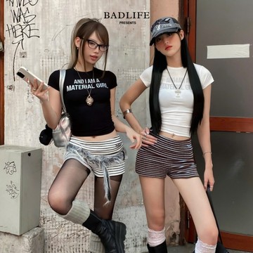 BADLIFE x TWENTI 貼身短版 T 恤｜閃亮字母印花 修身顯瘦百搭上衣