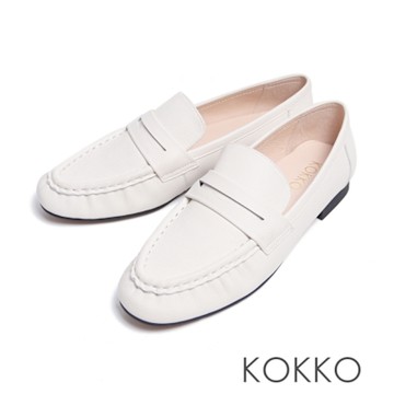 KOKKO慵懶鬆弛感舒適柔軟莫卡辛白色