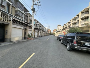 仁武登發核心商圈-便利生活雙車墅｜高雄市仁武區澄合四街
