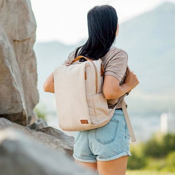 Nordace Siena Pro 13 吋電腦後背包 - 米色