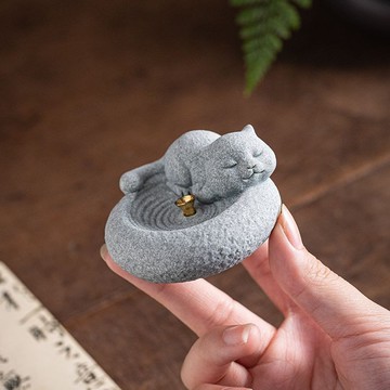 【祥瑞阁】創意小萌貓茶寵擺件 青砂石材質 可愛貓咪線香插 香託 香器香座 客廳書房茶桌裝飾 禪意擺件 茶道配件 解壓小物