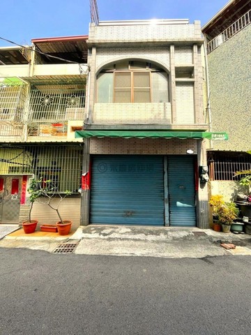 鳳山近火車站 公寓價買超俗美透天厝｜高雄市鳳山區鳳仁路