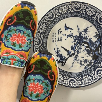 【JONIRO】台灣製造 懶人鞋 平底鞋 故宮聯名 美學工藝 百年文化 文化生活 男鞋/女鞋 (需預購)