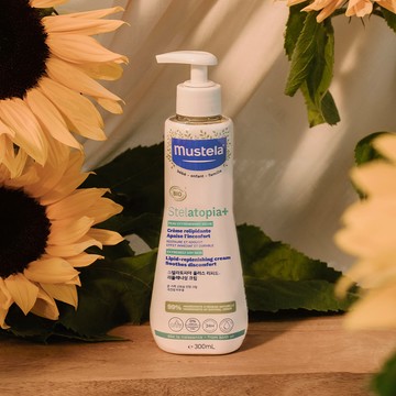 Mustela Stelatopia+ Lipid-Replenishing Cream 300ml