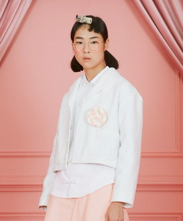 短身剪裁校園風外套