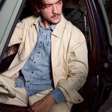 Dickies男款淺水洗藍純棉胸前雙口袋休閒牛仔工裝長袖襯衫|DK0A88P1L23