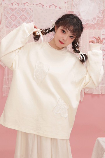 甜美少女 蝴蝶結玫瑰刺繡奶油色衛衣