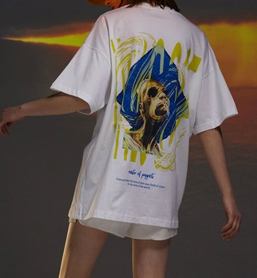 FINDSENSE X 2023 街頭時尚潮流 男士 寬鬆 嘻哈人物 半袖短T  特色短T 學生T