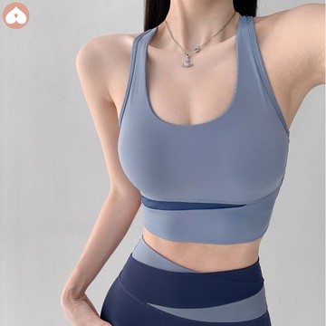 YOYOPEACH【現貨+預售】拼色瑜珈運動上衣女 皮拉提斯服 帶胸墊 運動文胸吊帶 背心式薄款Bra 美背性感