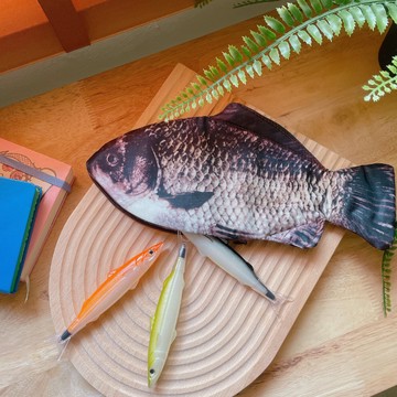 [窩在家]  今晚加菜大魚收納包（限量贈沙丁魚筆）生日禮物