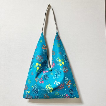 2025現貨/日式粽形側背包/大尺寸/藍底小花