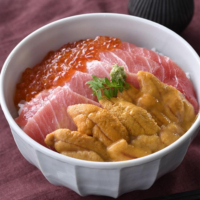 大トロ海鮮セット（本マグロ大トロ、ウニ、イクラ） 鮪 うに いくら 海鮮丼 刺身 無添加 年末年始 中元 歳暮 ギフト 送料無料 aiko*さんおススメ