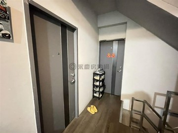 榮總文藻學區高投報角窗電梯收租套房｜高雄市三民區鼎貴路