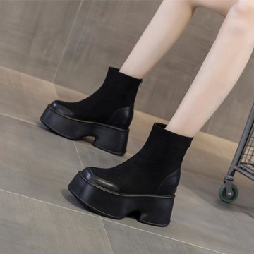 小個子短靴女英倫風顯瘦增高馬丁靴2025秋冬百搭超高跟松糕厚底靴