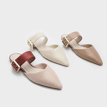 法式尖頭拖鞋女2025新款英倫風平底包頭涼鞋一字扣帶懶人半拖鞋女