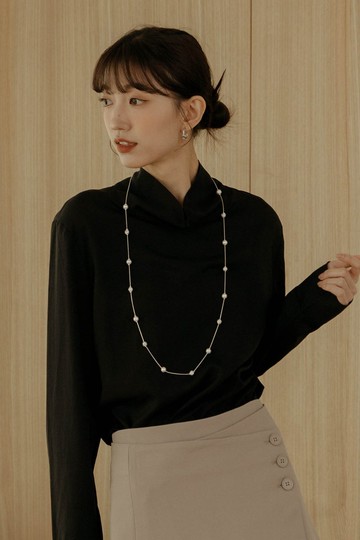 垂領柔膚後排扣襯衫(黑)