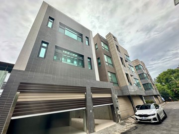 買房找主任-龍潭市區全新獨棟電梯別墅（毛胚屋）｜桃園市龍潭區福龍路三段
