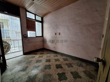 重慶街森林公園雙捷運站朝南活巷透天｜桃園市八德區重慶街