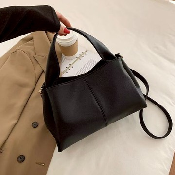 質感斜背包側背包_托特包黑.奶茶款隔日到貨可入長夾簡約時尚韓INS.皮肩背包斜背單肩.通勤必備.大容量拉鍊包包 工作包包