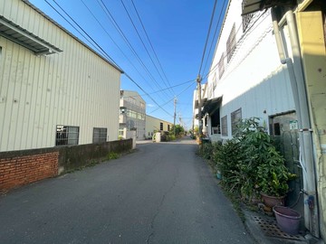 岡山~近省道低總價面寬乙工小廠房｜高雄市岡山區本洲路