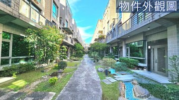 宜蘭市新月帝堡雙車位人車分道別墅❤️買房找小楓｜宜蘭縣宜蘭市三清路