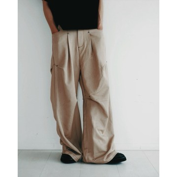 《NEVERLAND》2026.08 Rivet Suit Khaki Pants P-N179