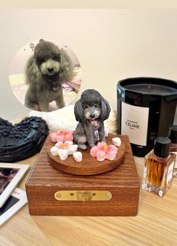 丨客製丨粉紅櫻花丨日本黏土狗公仔寵物擴香石紀念旋轉音樂禮物盒