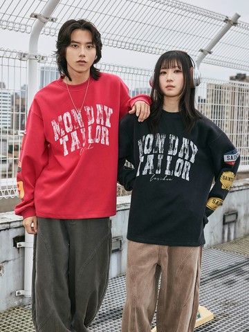 復古刷舊英文字母排版大學T