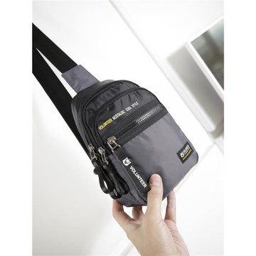 迷你手機小胸包斜背單肩布包韓版牛津尼龍布運動休閑華郎迪爾專柜