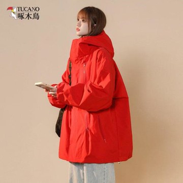 啄木鳥高級感沖鋒衣女生本命年三合一夾克大紅色潮流寬松棉衣外套