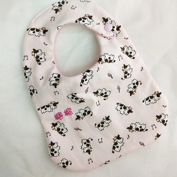 音樂乳牛-2色可選。圍兜 (可繡名字)