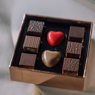 【ELLESHOP】 Pierre Marcolini-美玲綜合可可禮盒-8入 🍫 情人節禮物、生日禮物、紀念日禮物、告白禮物