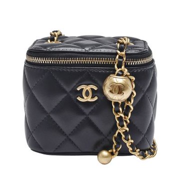 CHANEL 經典雙C LOGO小金球菱格小羊皮拉鍊斜背小方包(黑)