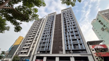 百億高雄火車捷運站旁丨聯上V1丨高樓兩房景觀宅｜高雄市新興區七賢二路