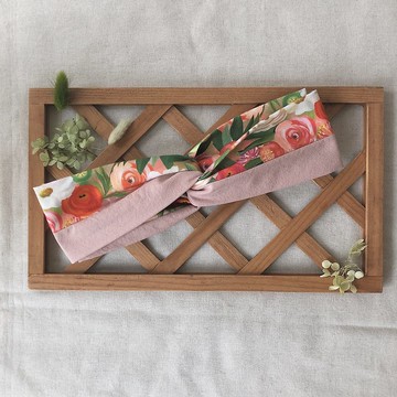 島森家 / 扭結鬆緊髮帶 / 你心中的一朵花是牆上的畫