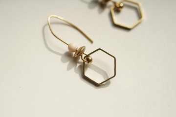 【硨磲黃銅耳環】 耳勾l耳夾