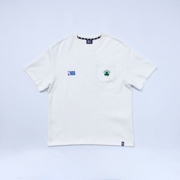 NBA 寬版 電繡隊徽 胸前口袋 短袖上衣 塞爾提克隊