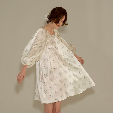 Not Just Pajama鑽石小狗系列真絲寬版睡裙/絲綢洋裝/孕婦裙 - M