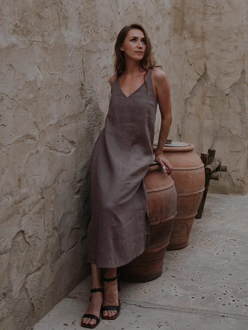 棕色長款吊帶裙 / 送給波西米亞靈魂的精緻禮物